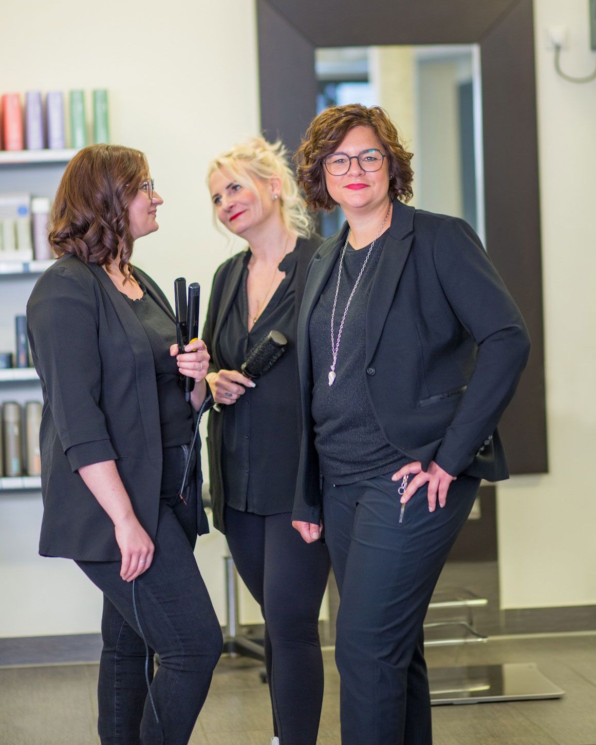 Das Team im Friseur Salon 2000 in Mainz-Mombach